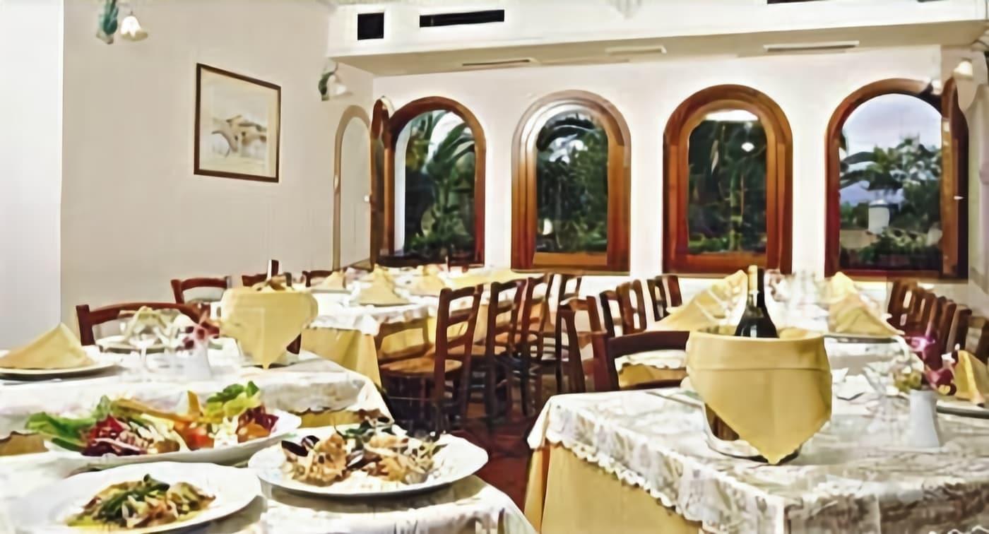 Hotel L'Ulivo Girasole Ngoại thất bức ảnh