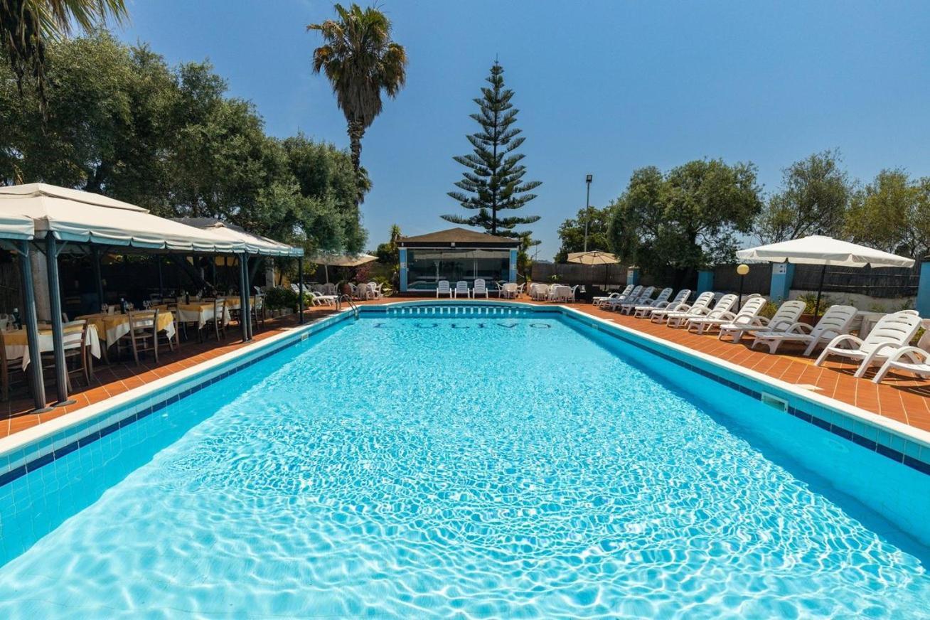 Hotel L'Ulivo Girasole Ngoại thất bức ảnh