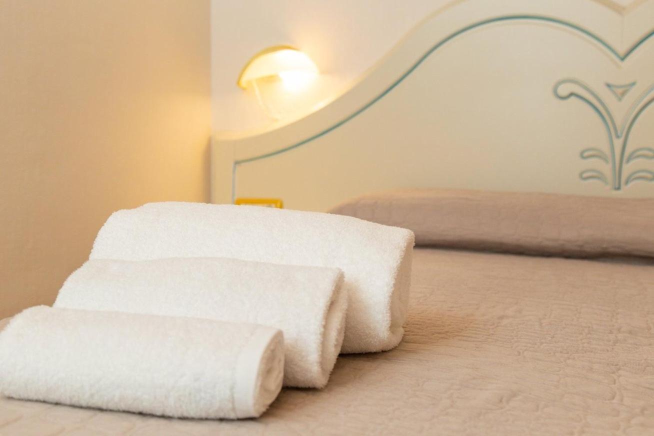Hotel L'Ulivo Girasole Ngoại thất bức ảnh