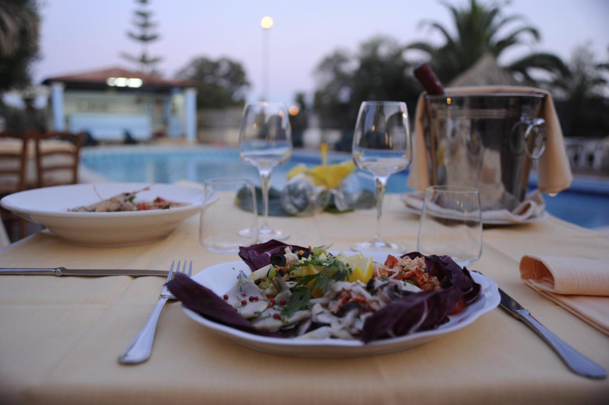 Hotel L'Ulivo Girasole Ngoại thất bức ảnh