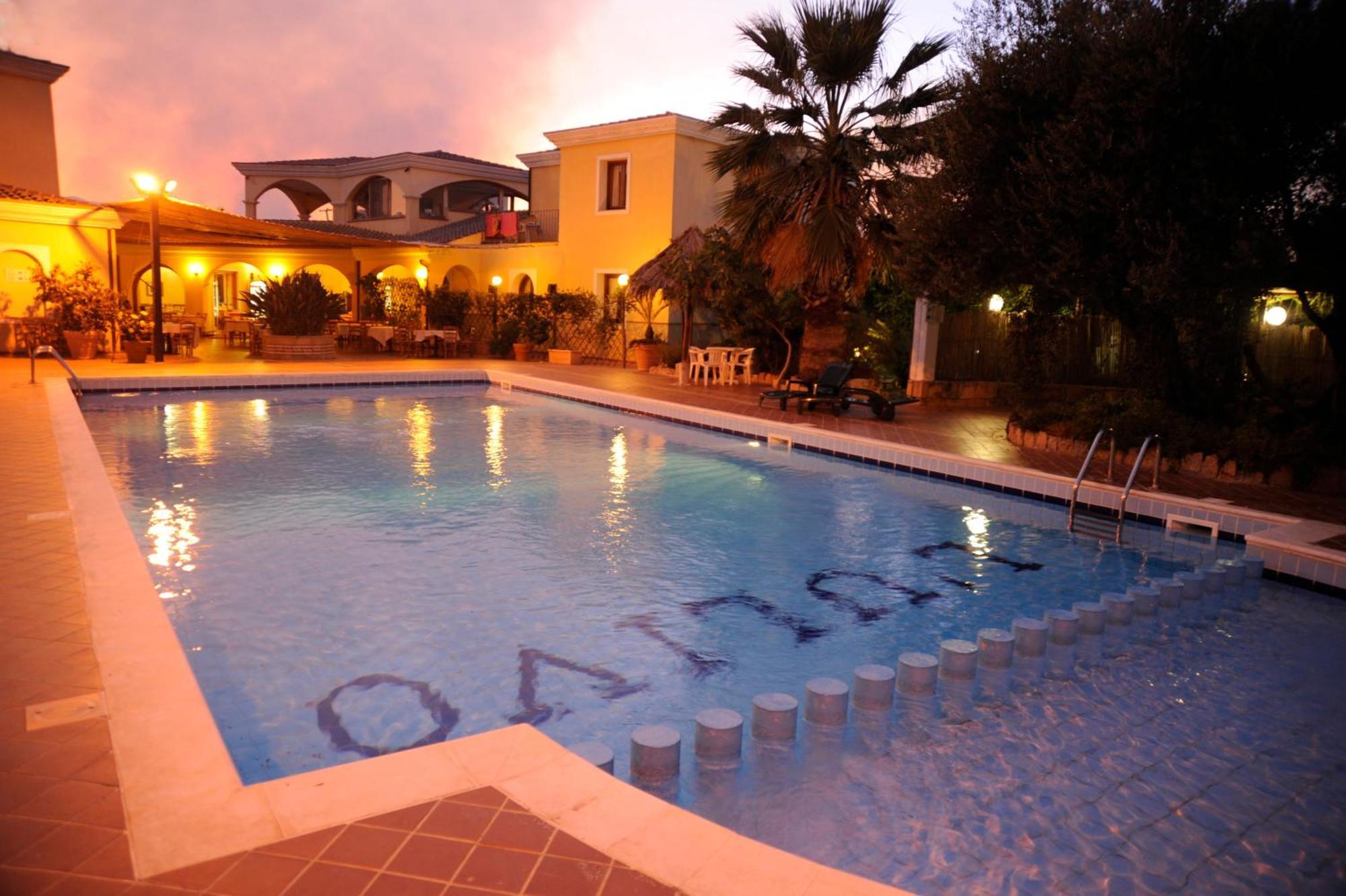 Hotel L'Ulivo Girasole Ngoại thất bức ảnh