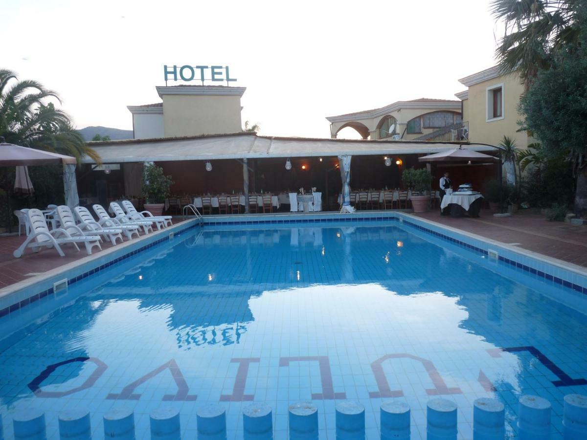 Hotel L'Ulivo Girasole Ngoại thất bức ảnh